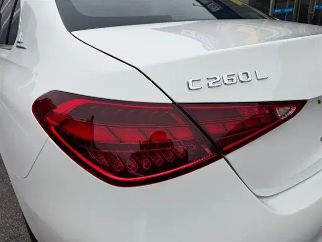 Mercedes-Benz C-Class — Фото автомобиля 9