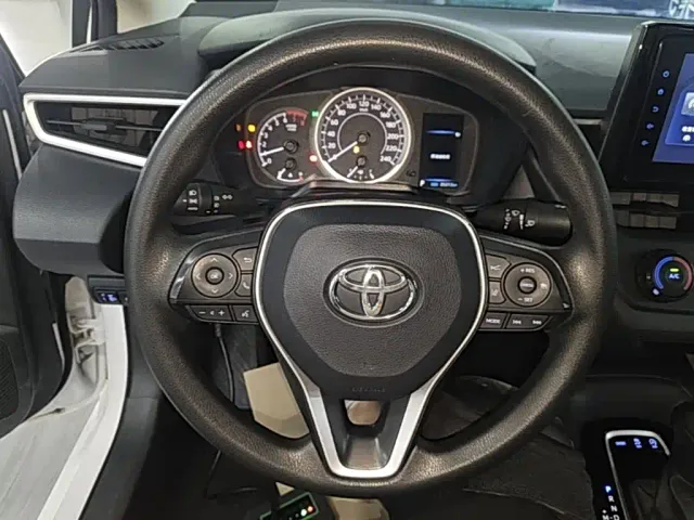 Toyota Corolla — Фото автомобиля 6