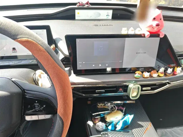 Changan Z6 — Фото автомобиля 5