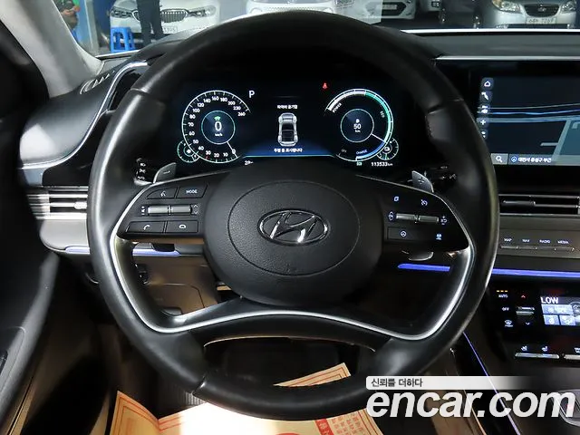 Hyundai Grandeur Grandeur (New) Hybrid — Фото автомобиля 11