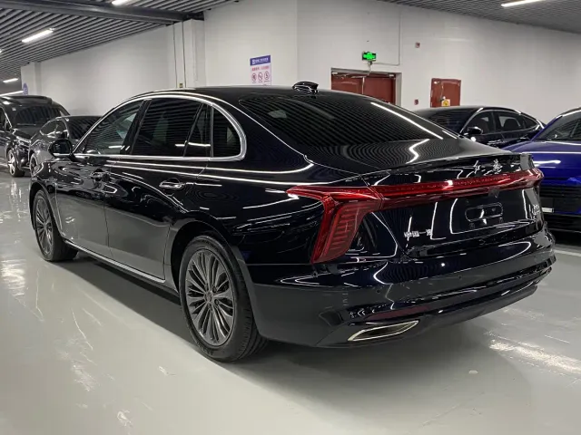 Hongqi H5 — Фото автомобиля 14