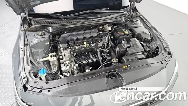 Hyundai Avante CN7 — Фото автомобиля 6
