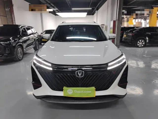 Changan CS75 Plus — Фото автомобиля 2