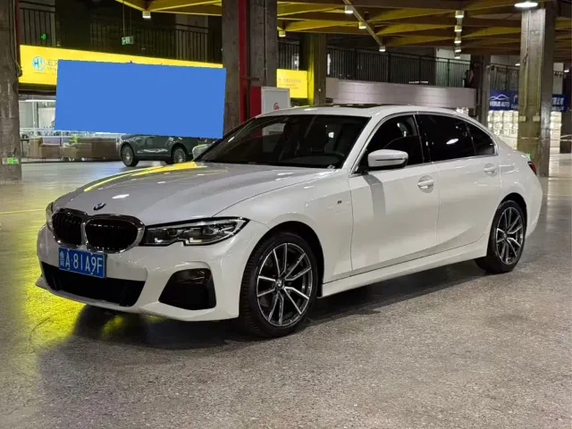 Фотография автомобиля — BMW 3 Series