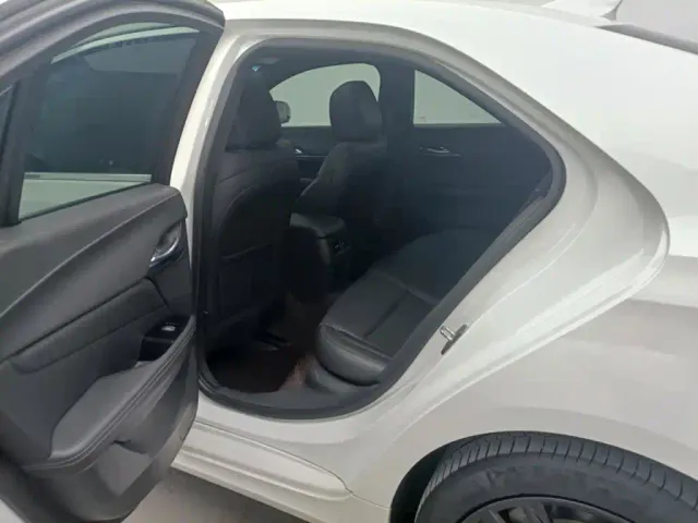 Cadillac CT4 — Фото автомобиля 7