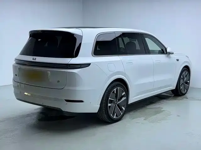 Li Auto L9 — Фото автомобиля 6