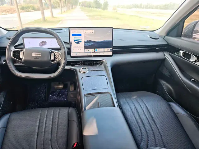 Geely Galaxy E5 — Фото автомобиля 11
