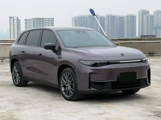 Leapmotor C10 — Фото автомобиля 2