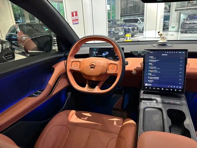 Nio ET5 — Фото автомобиля 6