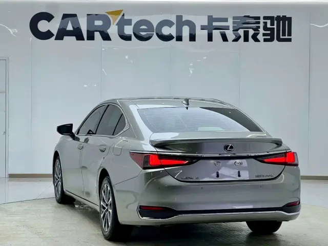 Lexus Lexus ES 2022 300h Excellence Edition — Фото автомобиля 5
