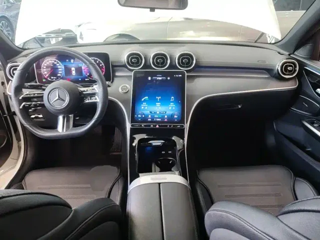 Mercedes-Benz C-Class — Фото автомобиля 9