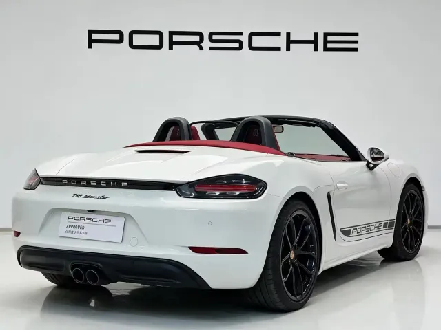 Porsche 718 — Фото автомобиля 4
