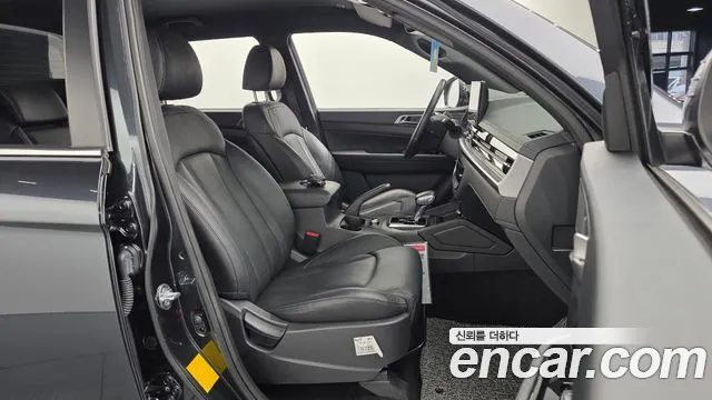KG_Mobility_Ssangyong Rexton Новый Rexton Sport Дизель 2.2 4WD — Фото автомобиля 11