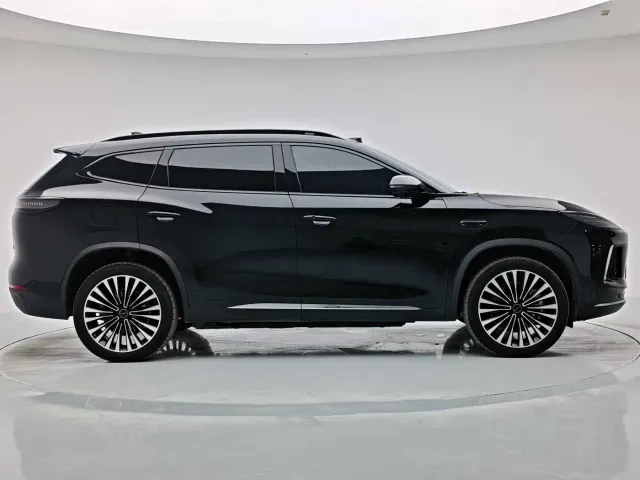 Exeed Starway E05 — Фото автомобиля 12