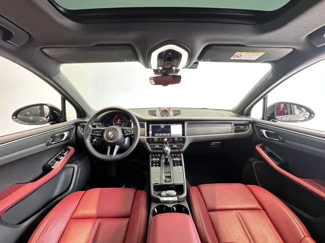 Porsche Macan — Фото автомобиля 16