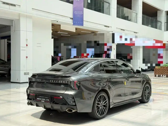 Lynk & Co 03 — Фото автомобиля 15