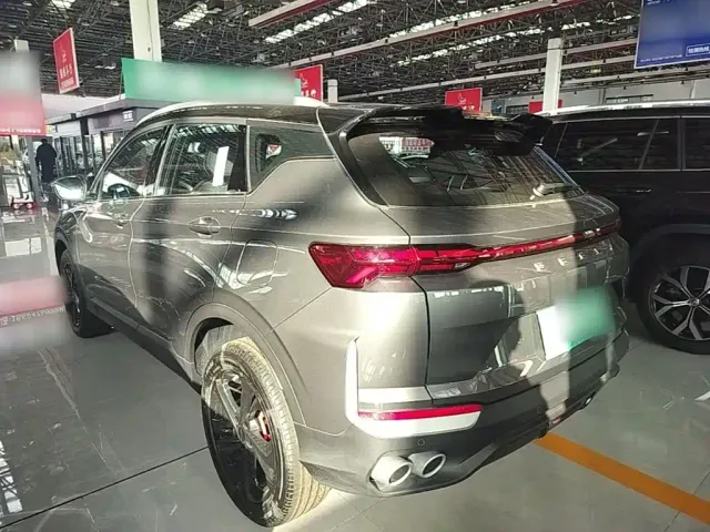Geely Binyue — Фото автомобиля 4