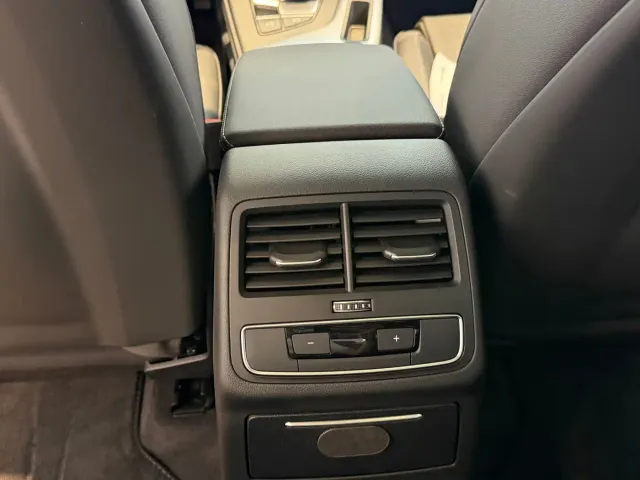 Audi A4L — Фото автомобиля 9