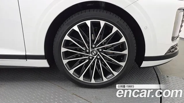 Hyundai Grandeur — Фото автомобиля 18