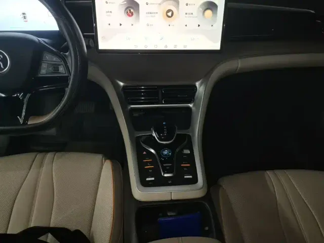 BYD Song Pro — Фото автомобиля 13