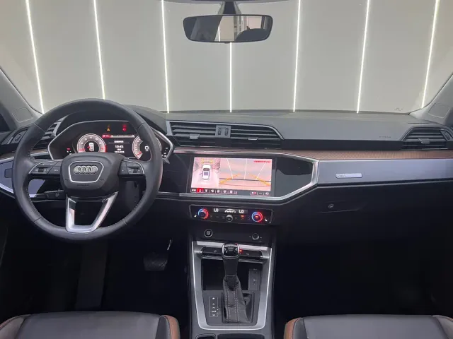 Audi Q3 — Фото автомобиля 6