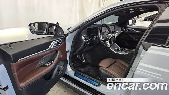 BMW i4 — Фото автомобиля 15