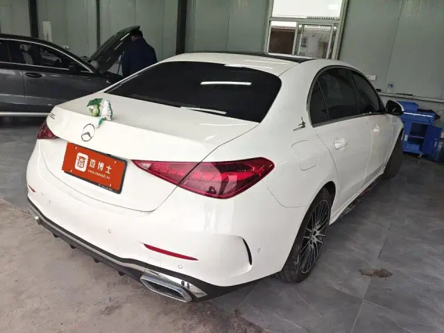 Mercedes-Benz C-Class — Фото автомобиля 2