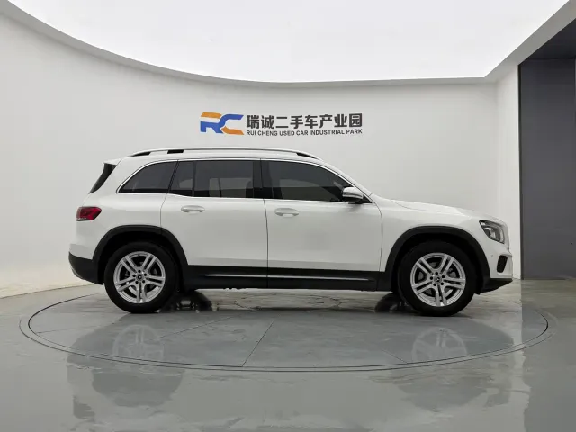 Mercedes-Benz GLB-Class — Фото автомобиля 4