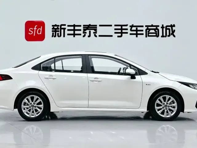Toyota Corolla — Фото автомобиля 3