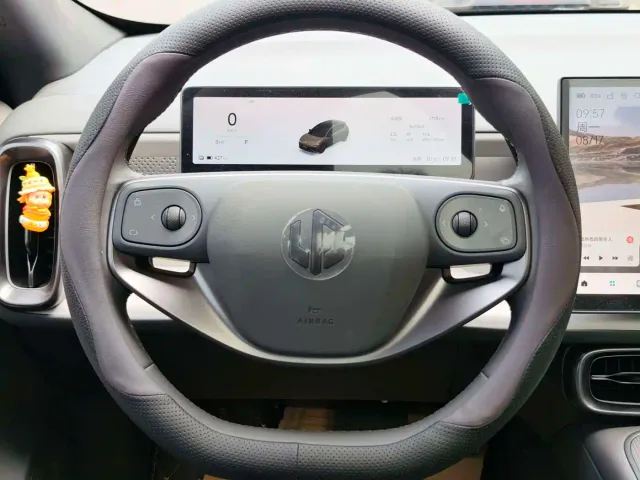 Leapmotor Lafa 5 — Фото автомобиля 7