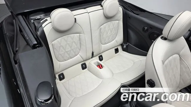 MINI Cooper Convertible — Фото автомобиля 18