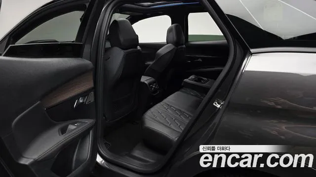 Peugeot 3008 2nd Gen — Фото автомобиля 16