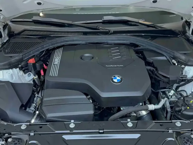 BMW 3 Series — Фото автомобиля 12