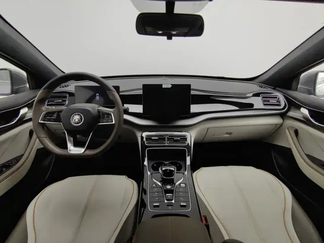 BYD Qin PLUS — Фото автомобиля 5