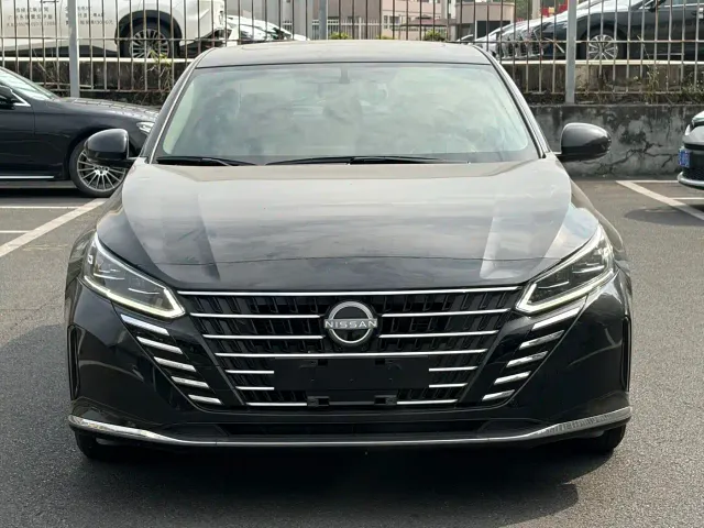 Nissan Teana — Фото автомобиля 2