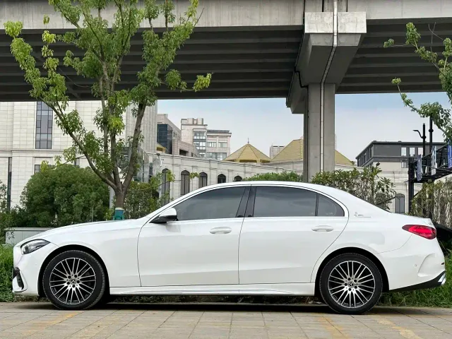 Mercedes-Benz C-Class — Фото автомобиля 7
