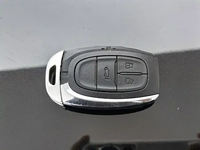 Maxus G50 — Фото автомобиля 19