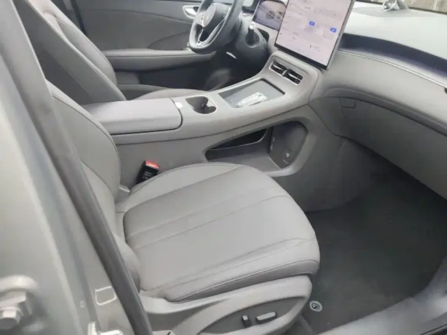 Shangjie SUV — Фото автомобиля 24