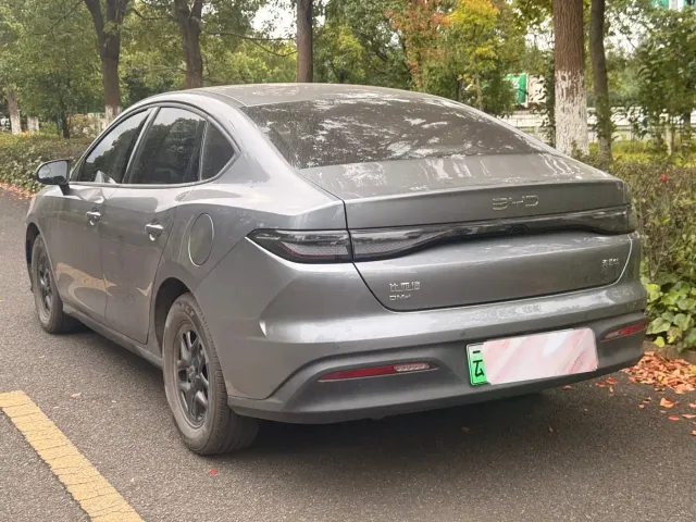 BYD Seal 05 DM-i — Фото автомобиля 4