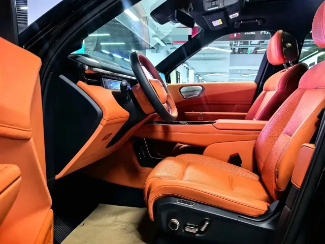 Lynk & Co 900 — Фото автомобиля 3
