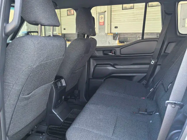 Toyota Prado — Фото автомобиля 7