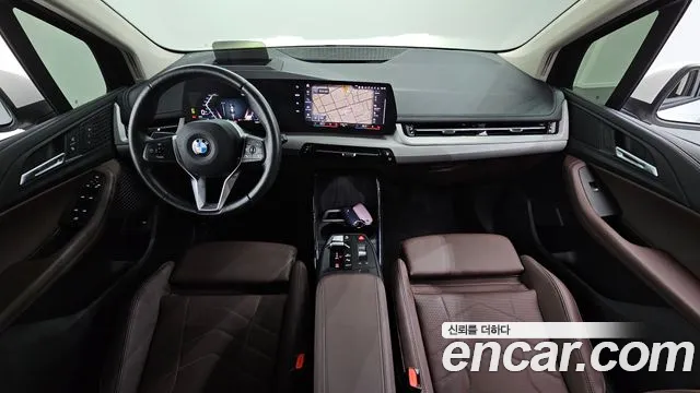 BMW 2 Series U06 — Фото автомобиля 10