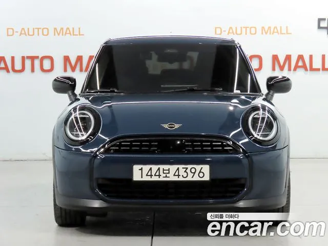 MINI Cooper 4th Gen — Фото автомобиля 2