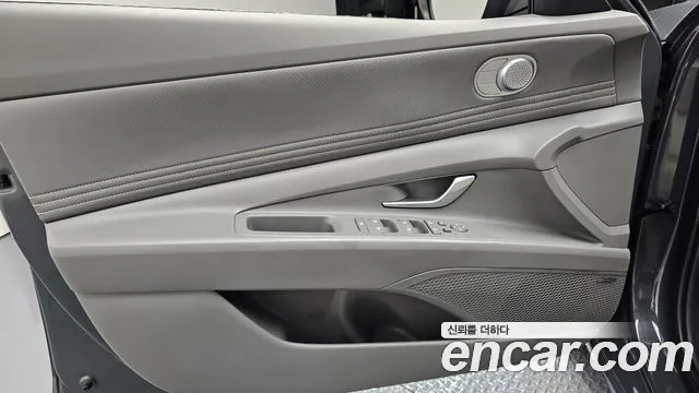 Hyundai Avante CN7 — Фото автомобиля 13