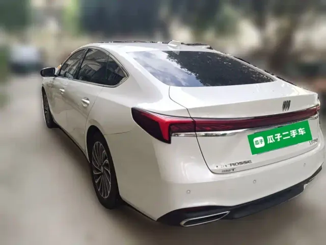 Buick LaCrosse — Фото автомобиля 4