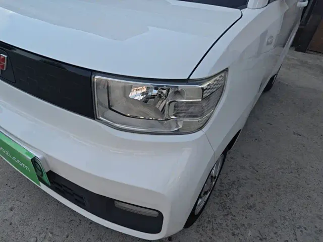 Wuling Hongguang Mini EV — Фото автомобиля 23