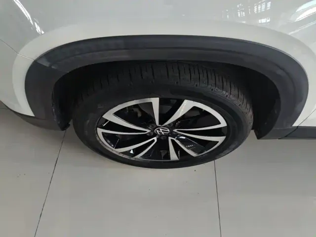 Volkswagen Tharu — Фото автомобиля 22