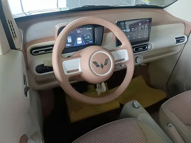 Wuling Hongguang Mini EV — Фото автомобиля 9