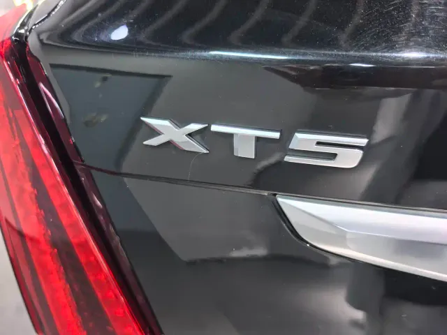 Cadillac XT5 — Фото автомобиля 5