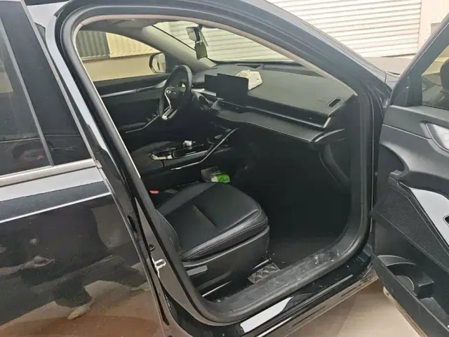 Haval H6 — Фото автомобиля 8